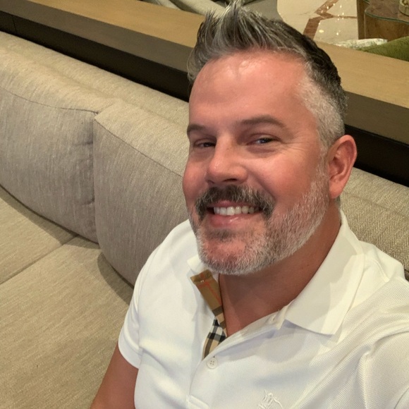 Meet your Posher, Matthew - Picture 2 of 2